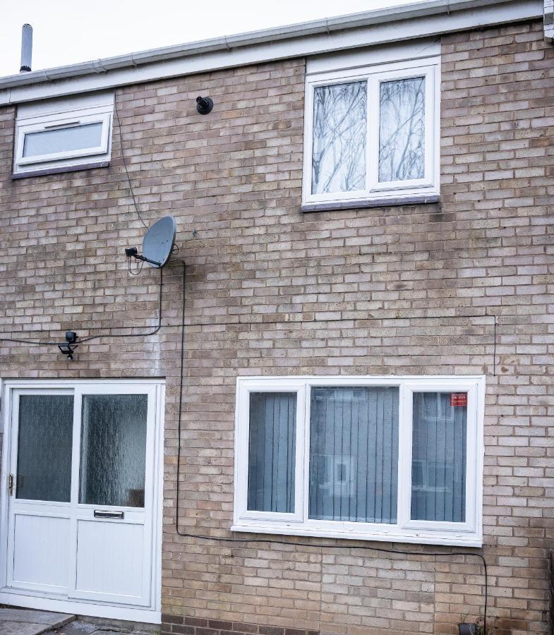 Lush -home Away In Telford, For Contractors, Families, Group Of Friends, Long Term Ferienhaus Telford