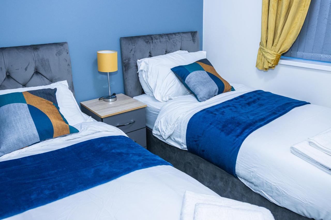 Lush -home Away In Telford, For Contractors, Families, Group Of Friends, Long Term * Telford